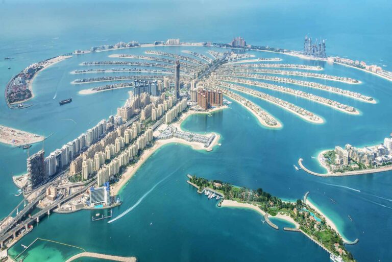 Le isole artificiali di Dubai: tra urbanizzazione e tensione all’impossibile